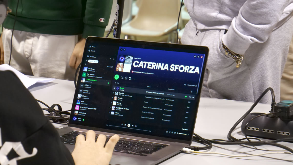 Caterina Sforza - Radio Fabbrica 2.0